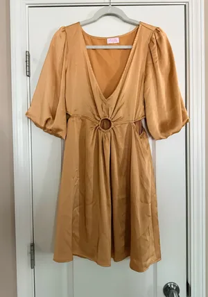 Dress  thumbnail 1