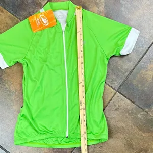 New! NWT Race Women’s Green Short Sleeve Zip Up Lightweight Jersey Large thumbnail 5