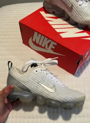 Nike Air Vapormax Flyknit 3 thumbnail 1