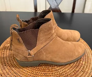 Teva De La Vina Dos Chelsea Boots Brown Leather Waterproof Ankle 1017146 Mens 9 thumbnail 1