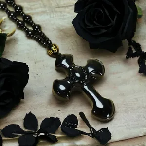 1pc Classic‎ Religious Style Christian Cross Fashion Obsidian Pendant Necklace thumbnail 1