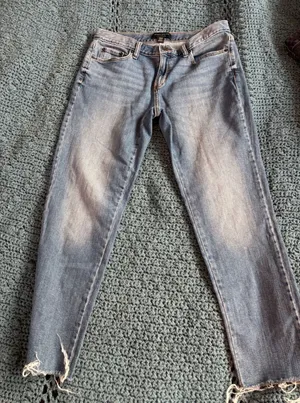 Banana Republic Girlfriend Jeans Medium Wash Blue Raw Hem Denim 28/6 thumbnail 1