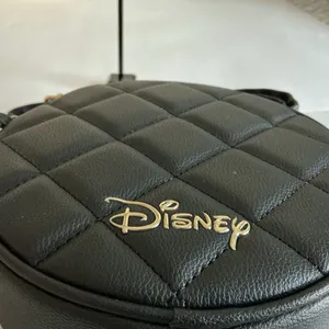 NWT Disney Mickey Mouse Round Crossbody Bag thumbnail 5