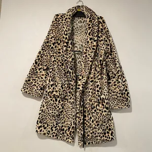 Victoria’s Secret Leopard Print Plush Robe XS/S Open Front Y2K Cozy thumbnail 2