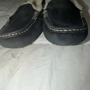 UGG Ansley Slipper Women's Moccasins - Black, US 5 thumbnail 3