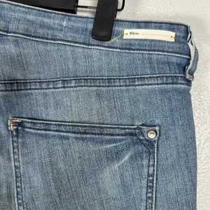 Pilcro and the Letterpress Anthropologie Denim Roll Up Stet Jean Shorts Size 30 thumbnail 3