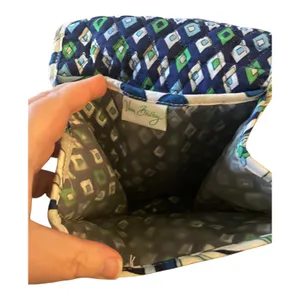 Vera Bradley Mediterranean White "Out to Lunch" Tote/Insulated Lunch Bag Retired thumbnail 4