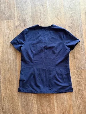 FIGS Scrub Top Casma thumbnail 3