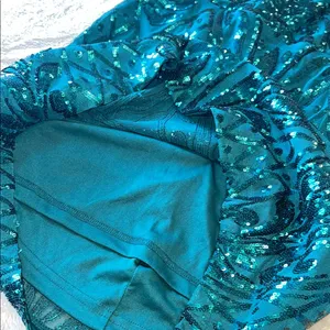 Lulu's Green Halter Bodycon‎ Dress thumbnail 9