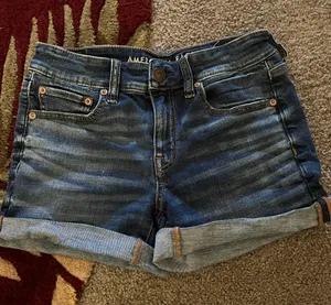 American Eagle Shorts thumbnail 1