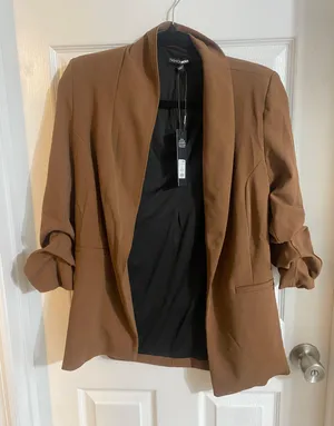 Blazer Brown thumbnail 1
