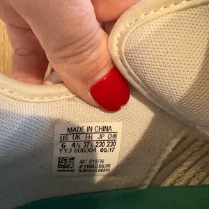 Adidas Women’s Sneakers thumbnail 10