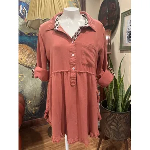 Umgee Boho Linen Blend Tunic Top Leopard Print Roll Tab Sleeve Rust S Raw Hem thumbnail 4
