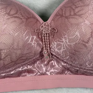 Pink Lace Wireless Full Coverage Comfort Bra Wide‎ Straps Size Medium 12B thumbnail 2