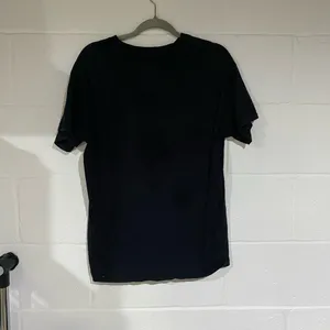 Gildan Eagle Graphic T-Shirt - Black medium thumbnail 2