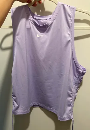 Nike Workout Top thumbnail 1