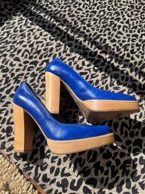 Royal blue Michael Kors platform leather heels  thumbnail 3