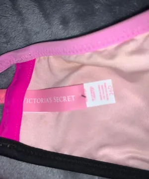 Pink And Black Victoria’s Secret Bikini Top 36D thumbnail 2