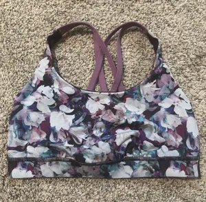 Lululemon Energy Bra size 6 thumbnail 1