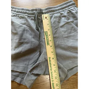 Athleta Women Size 8 Elastic Waist Tie Shorts Stretch Athleisure Preppy‎ Active thumbnail 5