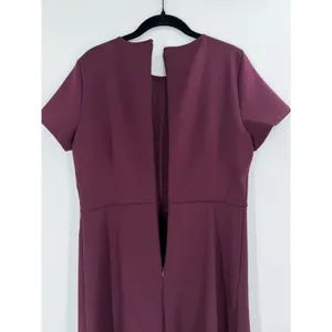 Ann Taylor Ponte Fit and Flare Dress 8 Burgundy Short Sleeve Professional Office thumbnail 9
