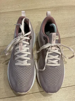 Brooks Women’s Revel 4 Road Running Shoe Metallic Almond Primrose Size 7 thumbnail 4
