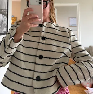 H&M Top thumbnail 1