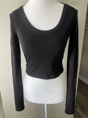 Reformation Paige Ribbed Knit Scoop Neck Long Sleeve Crop Top Black S thumbnail 1