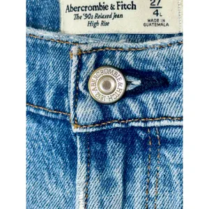 Abercrombie & Fitch 90s Relaxed High Rise Blue Denim Distressed Jeans Size 27 4 thumbnail 5