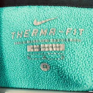 Nike Therma-FIT Women's Teal Green Fleece Pullover Hoodie - Size Medium thumbnail 5