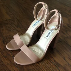 Steve Madden Nude Heels thumbnail 3