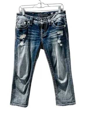 Miss Me Y2K Rhinestone Embroidered Bling Cuffed Capri Pants Size 28 Denim Jeans thumbnail 1