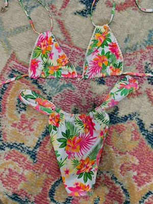 Kulani Kinis Bikini thumbnail 1