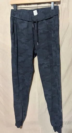 Zyia joggers thumbnail 1