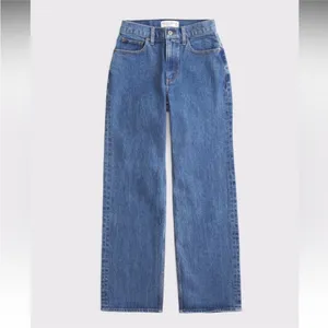 Abercrombie High Rise 90s Relaxed Jean thumbnail 3