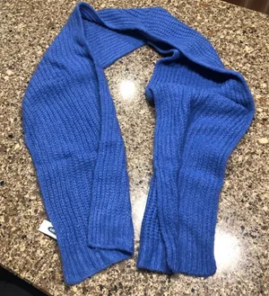 NWT Old Navy scarf 🧣 thumbnail 1