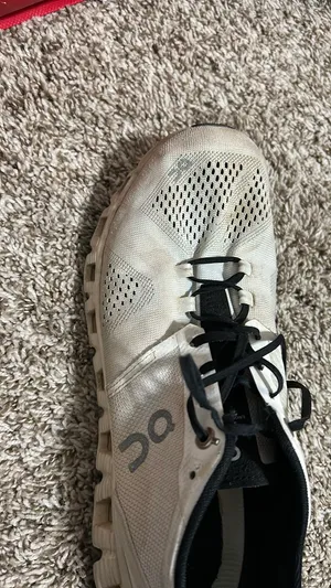 On Cloud Running Shoes thumbnail 9