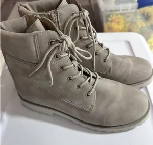 Grey Booties thumbnail 1