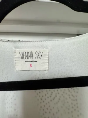 Sienna Sky White V-Neck Flutter Sleeve Midi Dress thumbnail 2