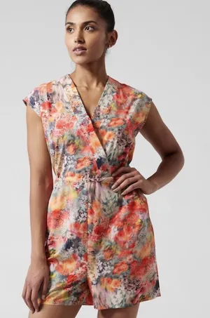 Athleta Marlow Romper Floral Waist Tie Pockets Athleisure Resort Size Small thumbnail 1