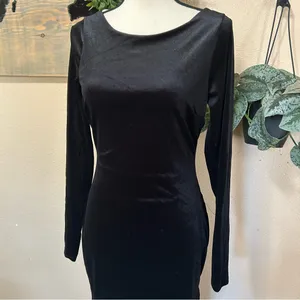 Lulus Dreaming About You Black Velvet Long Sleeve Maxi Dress thumbnail 4