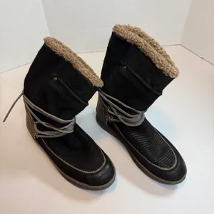OTBT‎ Womens Black Slope Faux Shearling Lined Winter Boots Mid Calf Wrap Lace thumbnail 4