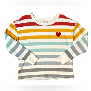 Doe Rainbow Stripe Red Heart Patch Crewneck Sweatshirt Size M thumbnail 2