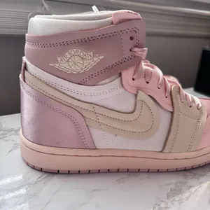 Nike AIR JORDAN 1 HIGH METHOD OF MAKE Pink Oxford Size 8.5 Women’s thumbnail 5