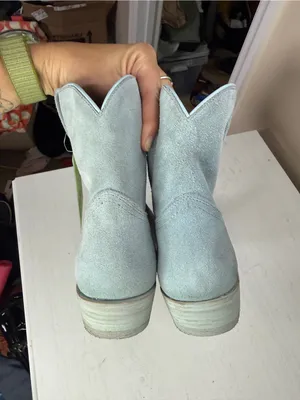 Frye Billy Short Baby Blue Suede Leather Western Boots Size 6 thumbnail 5
