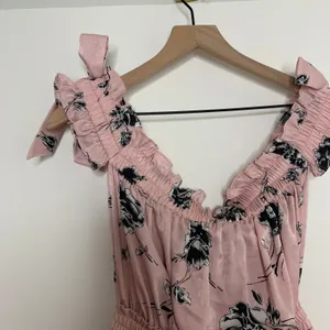 Misa Los Angeles Laiyin Floral Mini Dress Pink Womens Summer Off The Shoulder XS thumbnail 6