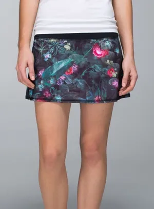 Lululemon Run: Pace Setter Skirt (Regular)
Curious Jungle Multi / Black thumbnail 1