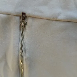 Ellie Tabari Cream Mock Neck Top Oversized Elegant Gold Zip Pullover Sweater thumbnail 6