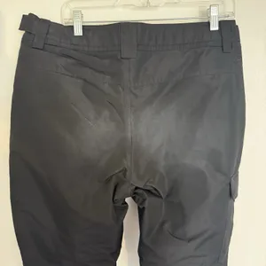Magellan Outdoors Black Winter Sports Snowboard Ski Pants Women's Large thumbnail 8