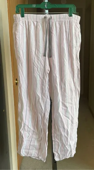 Women's Victoria's Secret Pink Gray Striped Pajama Pants M thumbnail 1